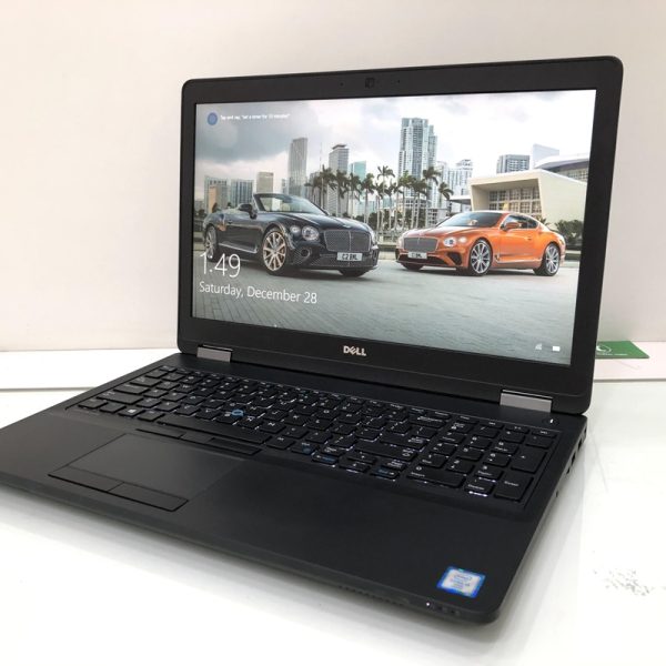 Laptop Dell Latitude E5570/ Intel Core I5 6200U/ Ram 8GB/ SSD 256GB/ HD Graphics 520/ LCD 15.6" HD