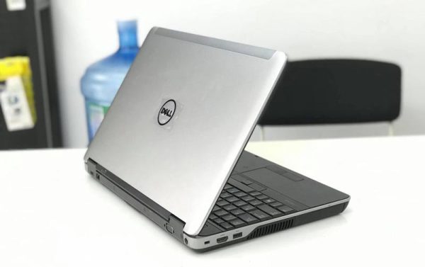 Laptop Dell Latitude E6540 | Core I5 4300M | Ram 4GB| SSD 128GB | HD Graphics 4600 | LCD 15.6 HD
